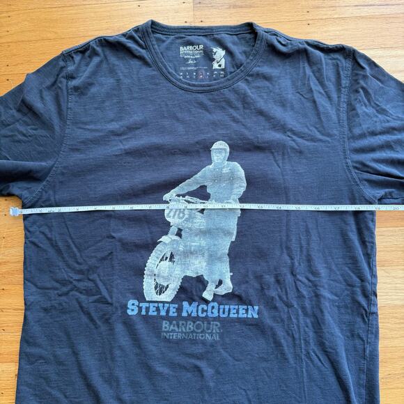 Barbour Steve McQueen Motorcycle Men's Blue Graphic T-Shirt Sz M Harvey Mushman - Picture 5 of 9